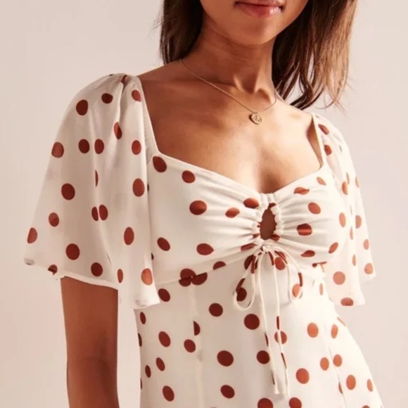 Abercrombie Flutter Sleeve Keyhole Mini Dress - Picture 3 of 5